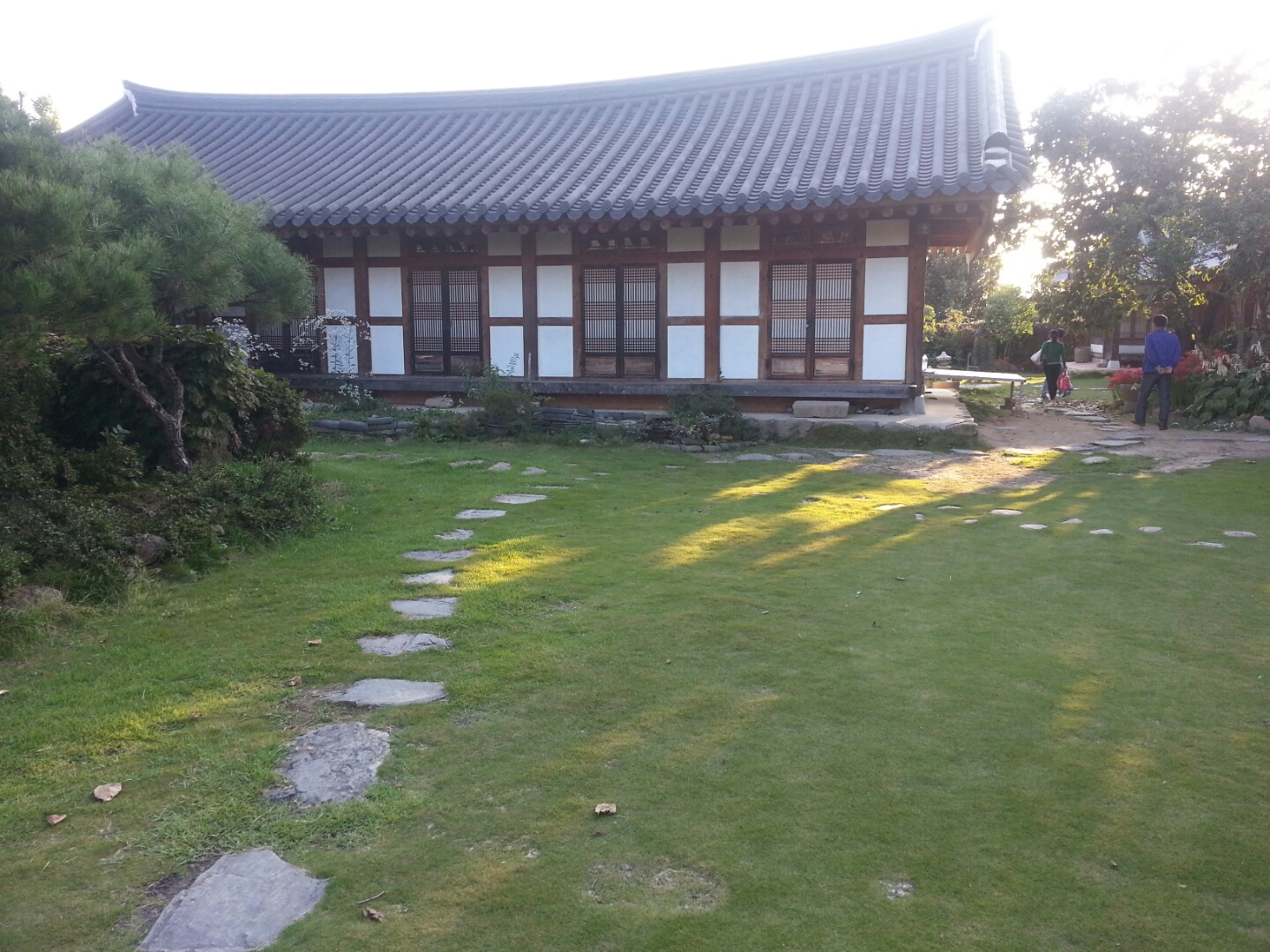 2000769928_u5s8wjtL_e229ae267a589501bde95b9c811686f4b1030e5d.jpeg 이미지크게보기