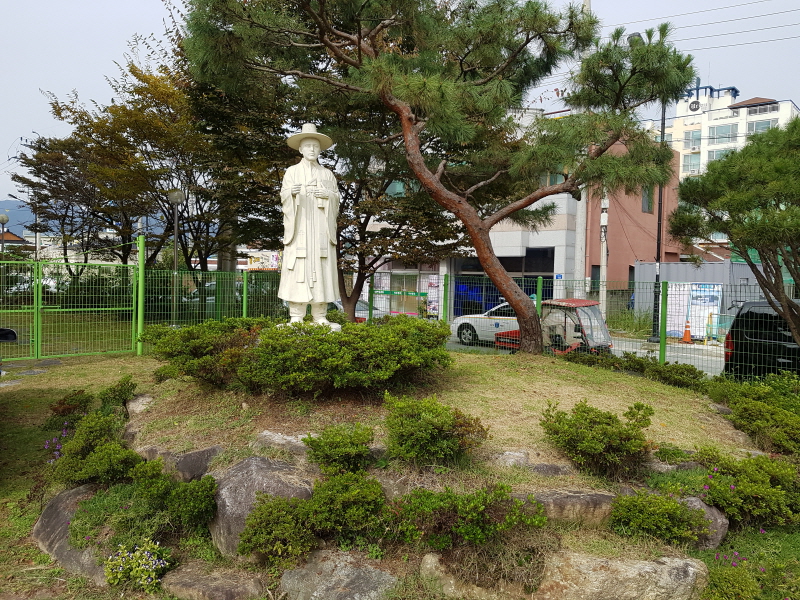 2000769928_v1FXJkRj_e56678de9c2d03bef1b71f03c5a8b382d9f56e30.jpg 이미지크게보기